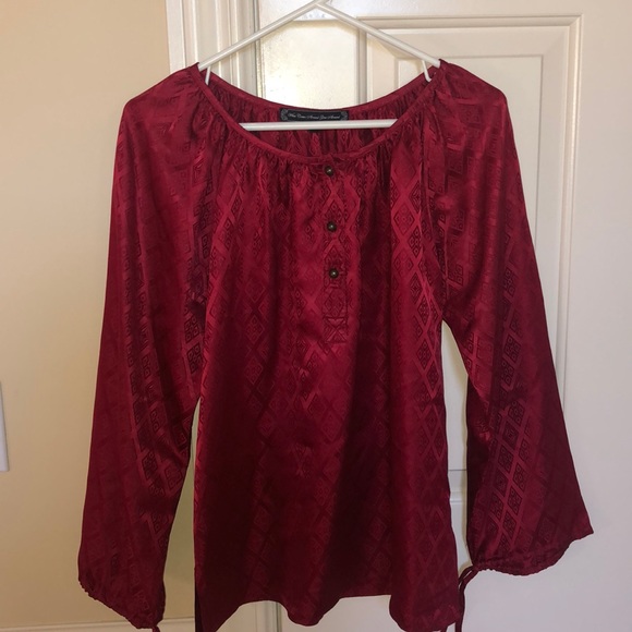 Red Silk Blouse button long sleeve - Picture 2 of 6